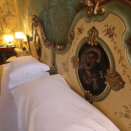 Hotel Palazzo Abadessa Venesia Bagian luar foto