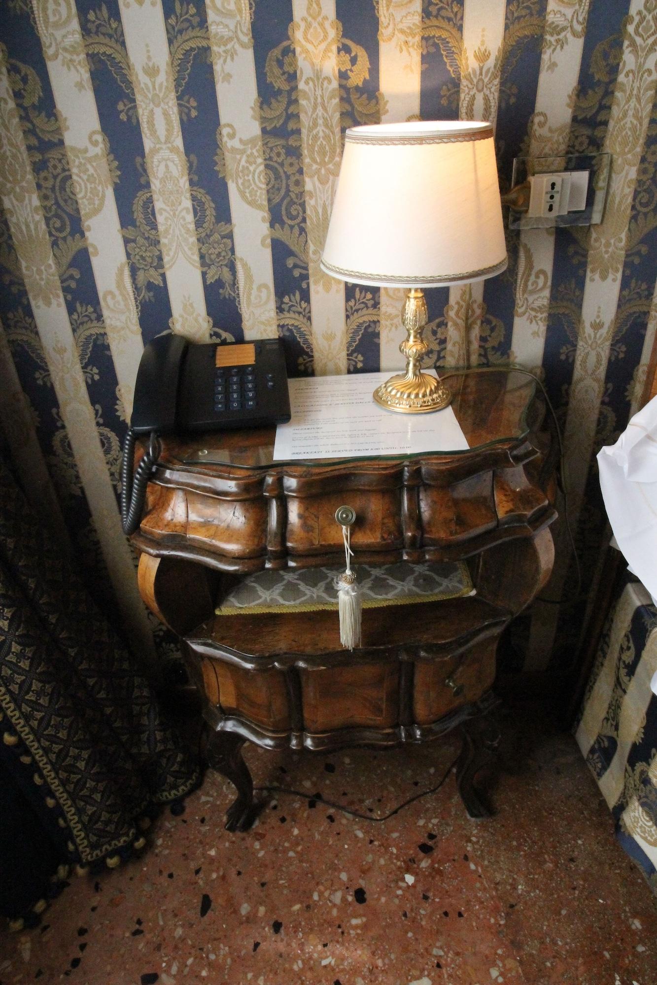 Hotel Palazzo Abadessa Venesia Bagian luar foto