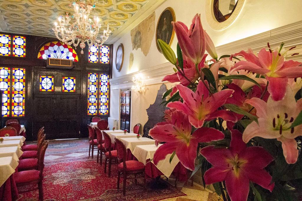 Hotel Palazzo Abadessa Venesia Bagian luar foto