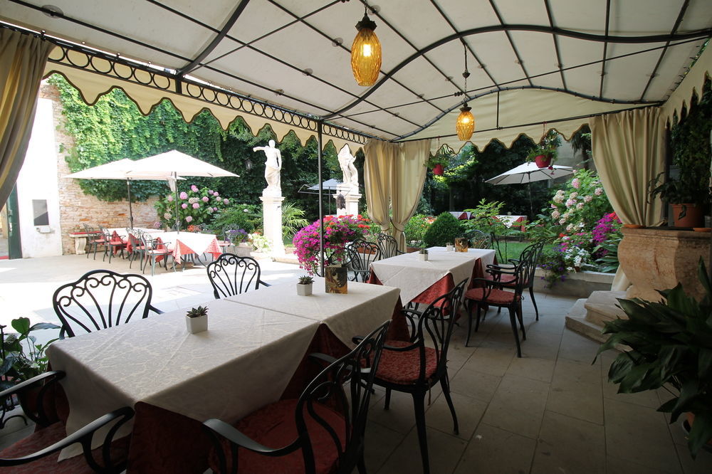 Hotel Palazzo Abadessa Venesia Bagian luar foto