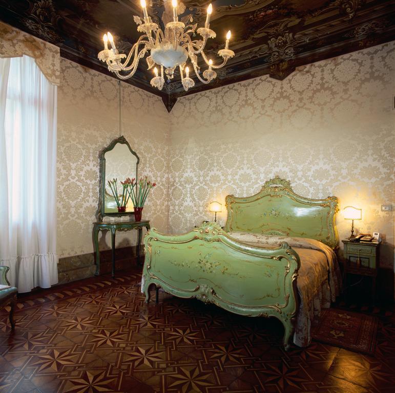 Hotel Palazzo Abadessa Venesia Bagian luar foto